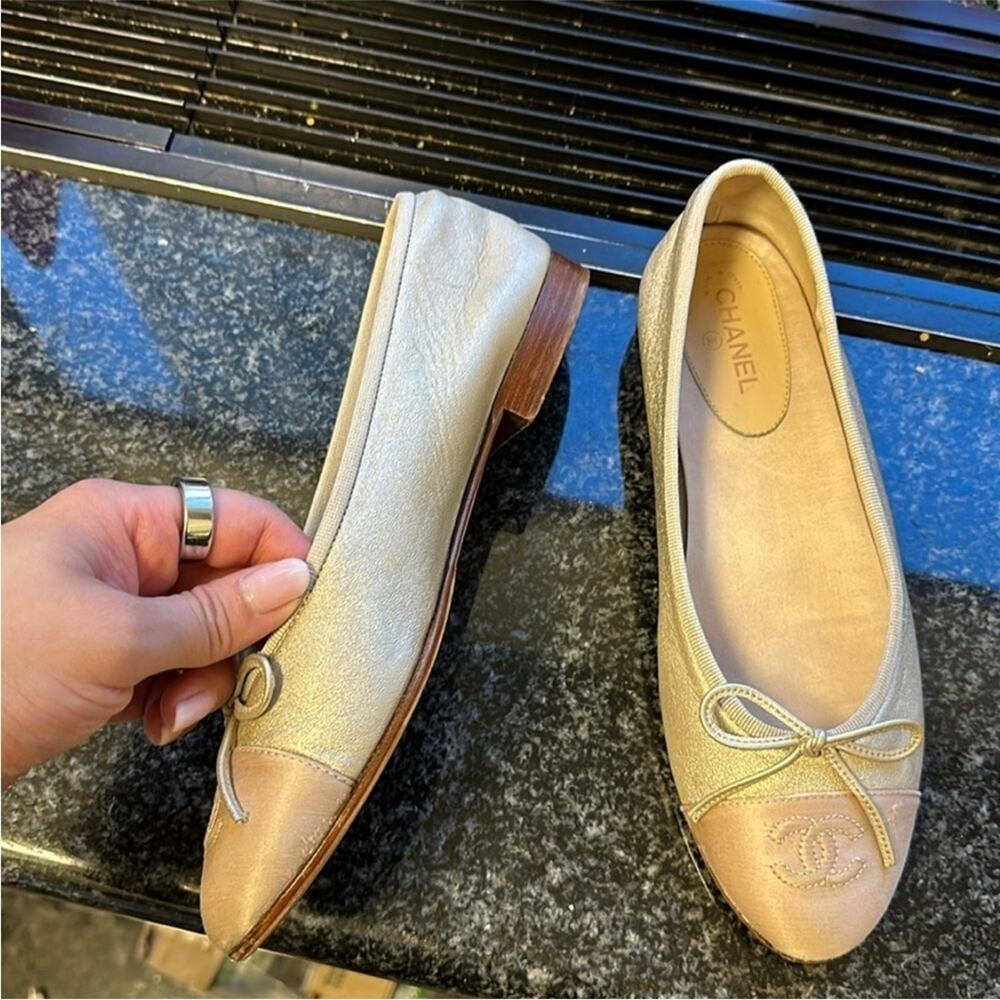 Chanel metallic golden leather CC satin cap toe ballerina ballet flats 36 - Picture 9 of 13